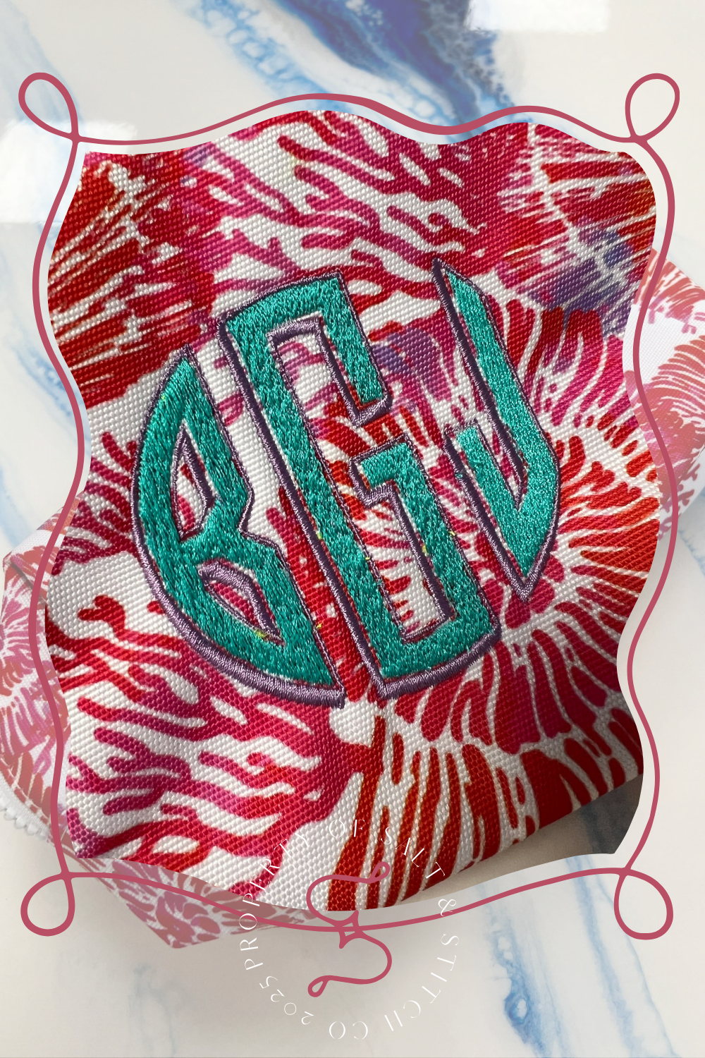 Circle Shadow Monogram