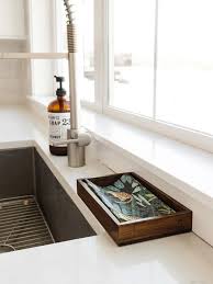 Guest Towel Tray