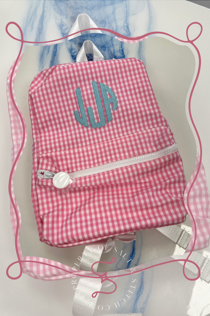 Scallop Circle Monogram