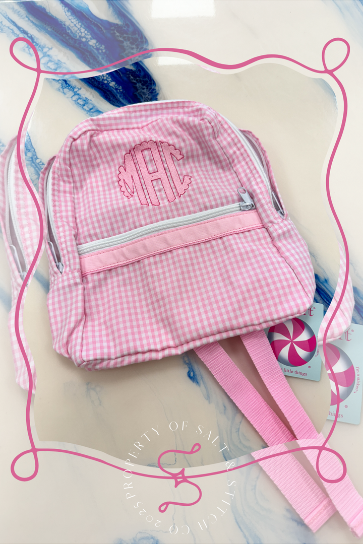 Scallop Circle Monogram